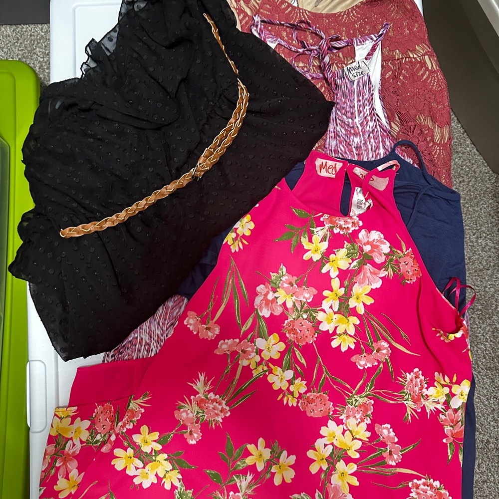 Strapless and halter dresses Floral Halter and lace dresses-5 dress lot